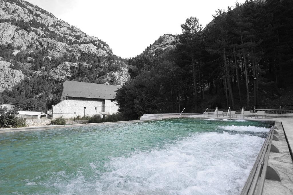 Hotel Continental Balneario De Panticosa Extérieur photo